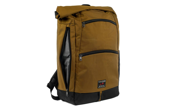 The Addax 31 in Coyote Ballistic with a Mountain Grey 210 Cerylon interior